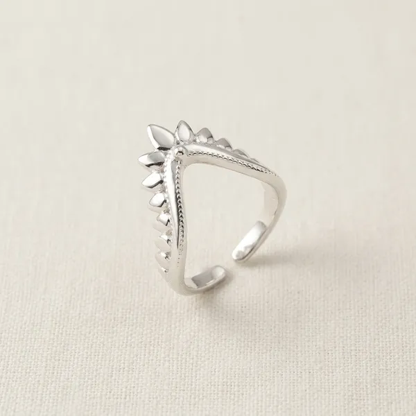 Silver_Sterling_Chevron_Leaf_Accent_Adjustable_Ring_For_Women