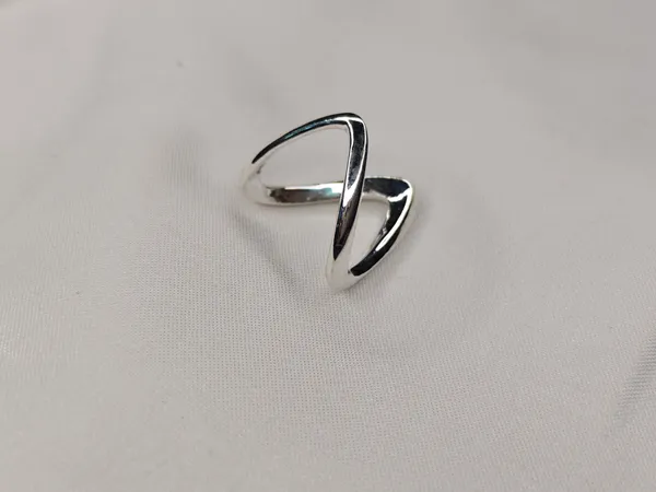 Silver_Plated_Minimalist_Open_Adjustable_Ring_For_Women