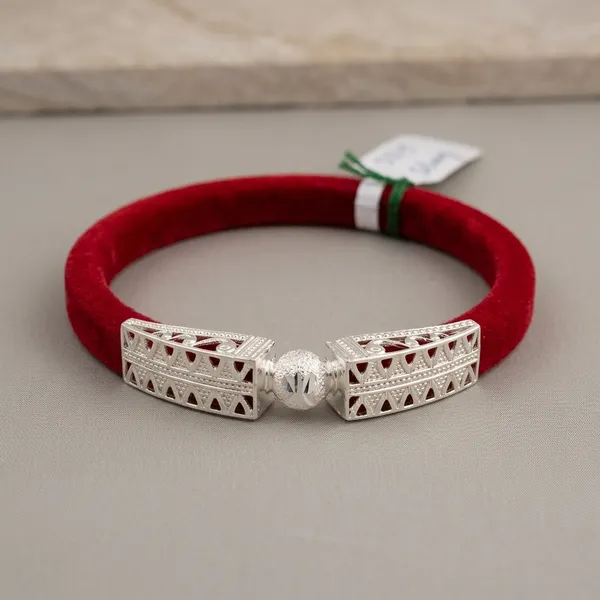 Red_Velvet_Silver_Plated_Geometric_Cuff_Bracelet_For_Women