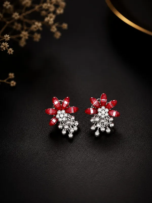 Red_&_White_Crystal_Flower_Stud_Earrings_With_Silver_Finish