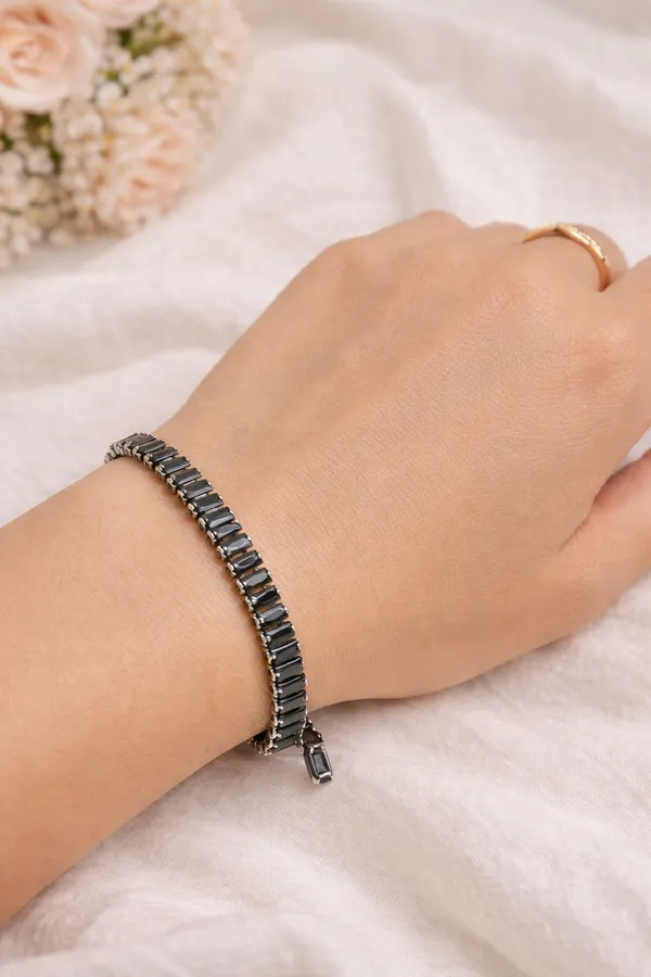 Black_Crystal_Tennis_Bracelet