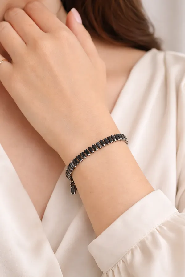 Black_Crystal_Tennis_Bracelet