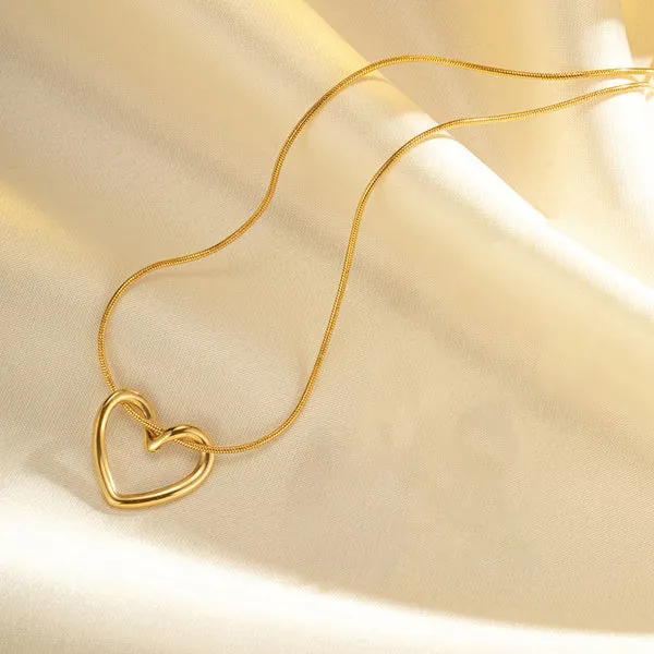 Minimal_Heart_Pendant_Necklace_Pack_Of_2