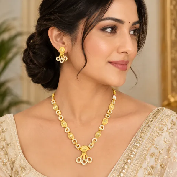 Elegant_Gold-Tone_Floral_Link_Necklace_Set_with_Matching_Earrings