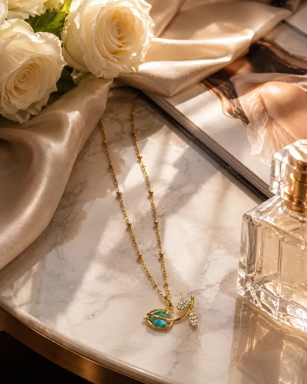Gold_Plated_Blue_Crystal_Leaf_Pendant_Necklace_