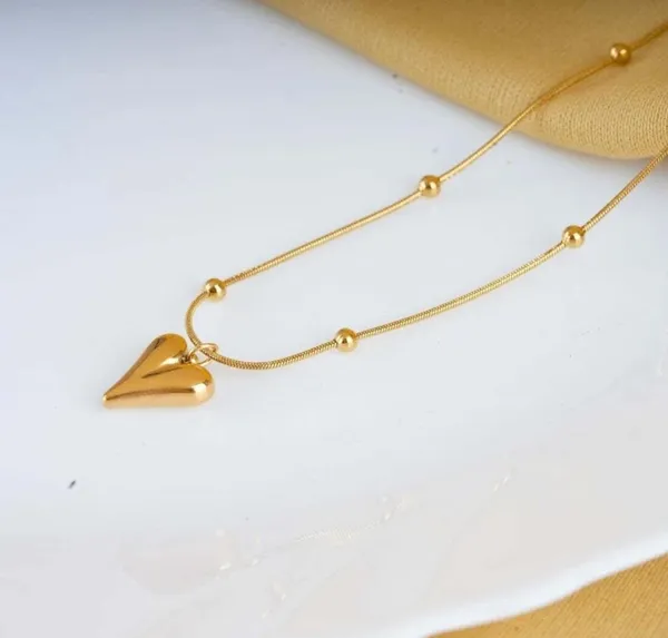 Gold_Plated_Stainless_Steel_Heart_Pendant_Necklace_for_Women
