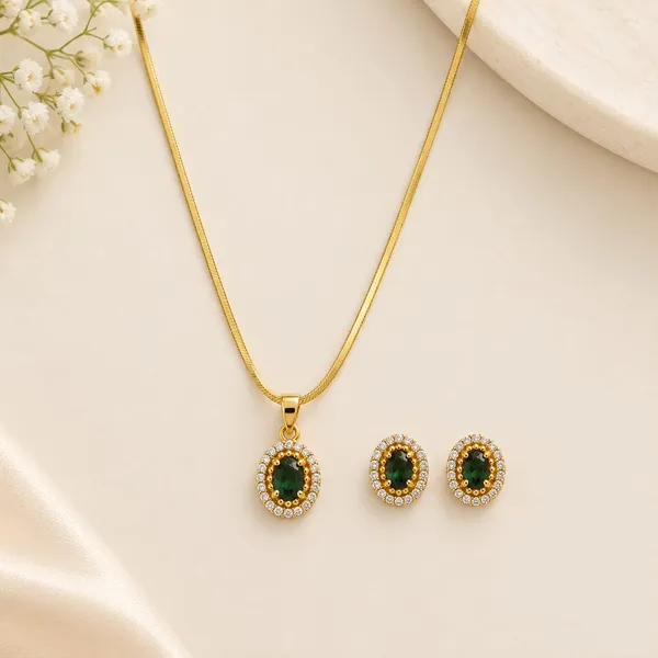 Petite_Emerald_Green_Pendant_Set