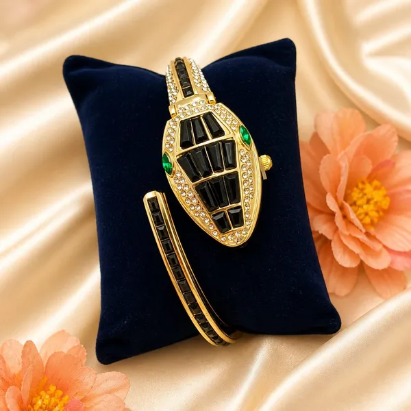 Elegant_Gold_Plated_Snake_Bracelet_Watch_With_Crystal_Embellishments