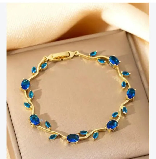 Royal_Sapphire_Vine_Crystal_Necklace