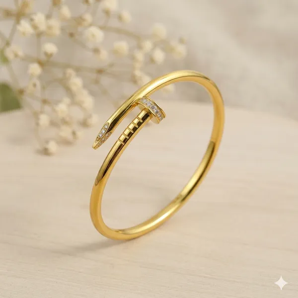 Gold_Plated_Nail_Design_Adjustable_Bracelet_Sparkling_Stones