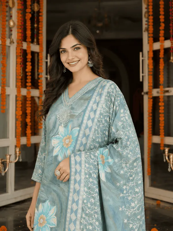 Blue_Viscose_Rayon_Floral_Printed_Straight_Kurta_Trousers_With_Dupatta