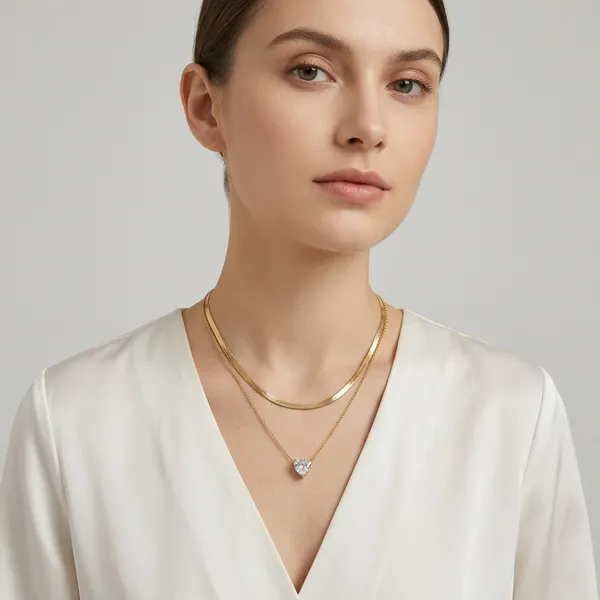 Elegant_Gold_Tone_Chain_Necklace_With_Crystal_Pendant