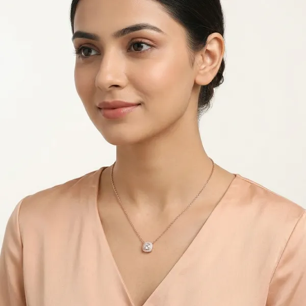 Elegant_Cushion_Halo_Diamond_Pendant_Necklace