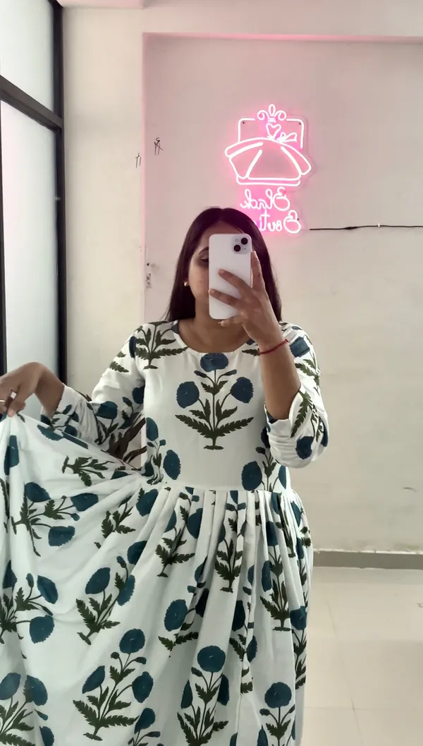 White_Elegant_Design_Cotton_Gown_For_Women
