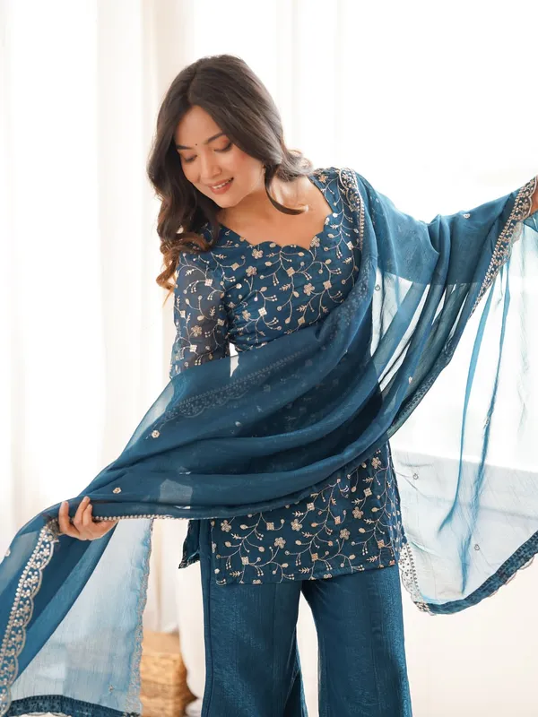 Aaliya_sharara_
