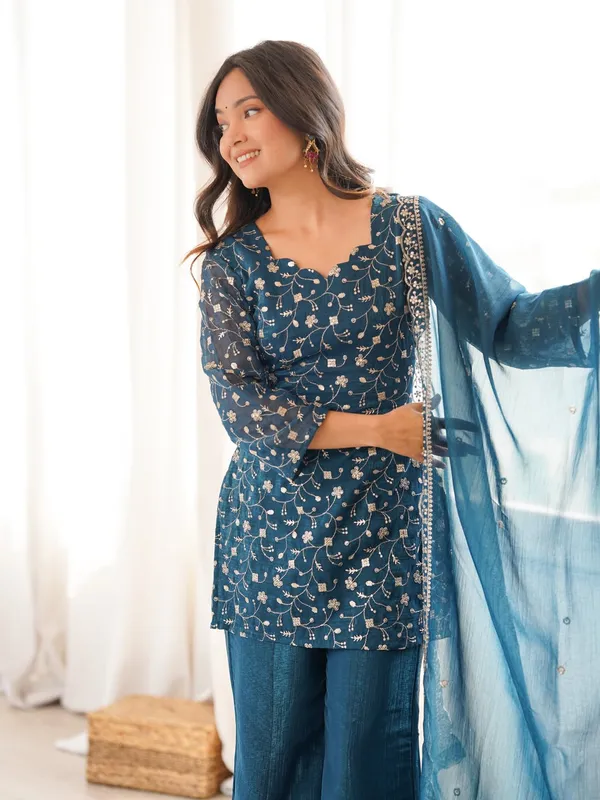 Aaliya_sharara_