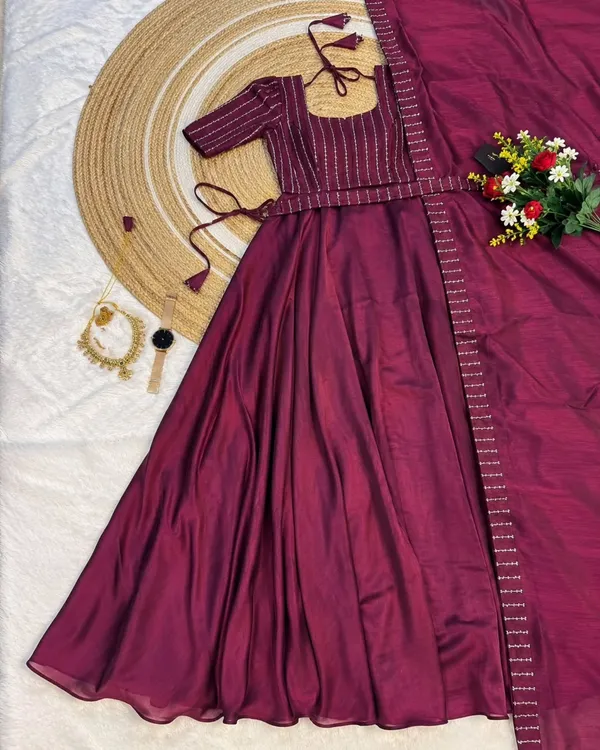 Aarohi_Gown_