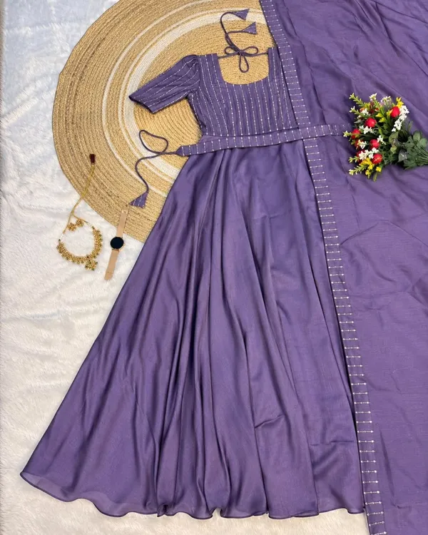 Aarohi_Gown_