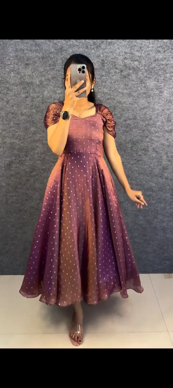 Dots_Anarkali_