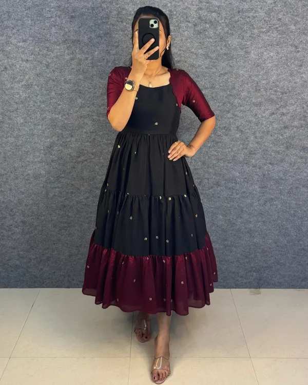 JISAL_THREE_FLARE_GOWN_