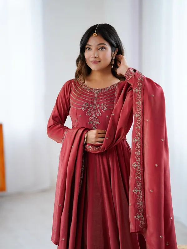 jasmine_gown_