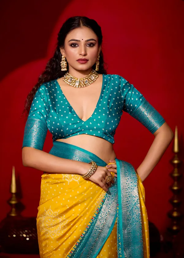 Yellow_Teal_Dola_Jacquard_Patola_Bandhej_Zari_Saree_For_Women