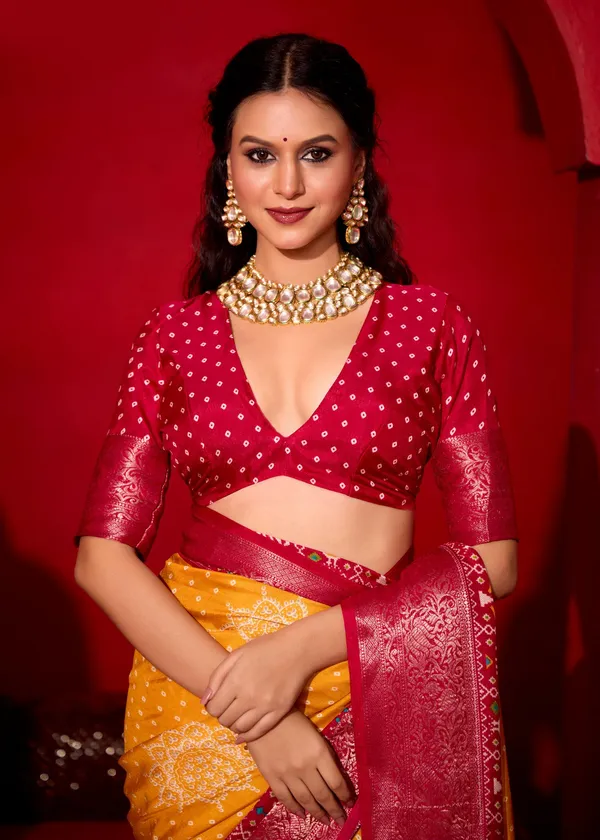 Yellow_Pink_Dola_Jacquard_Patola_Bandhej_Saree_For_Women