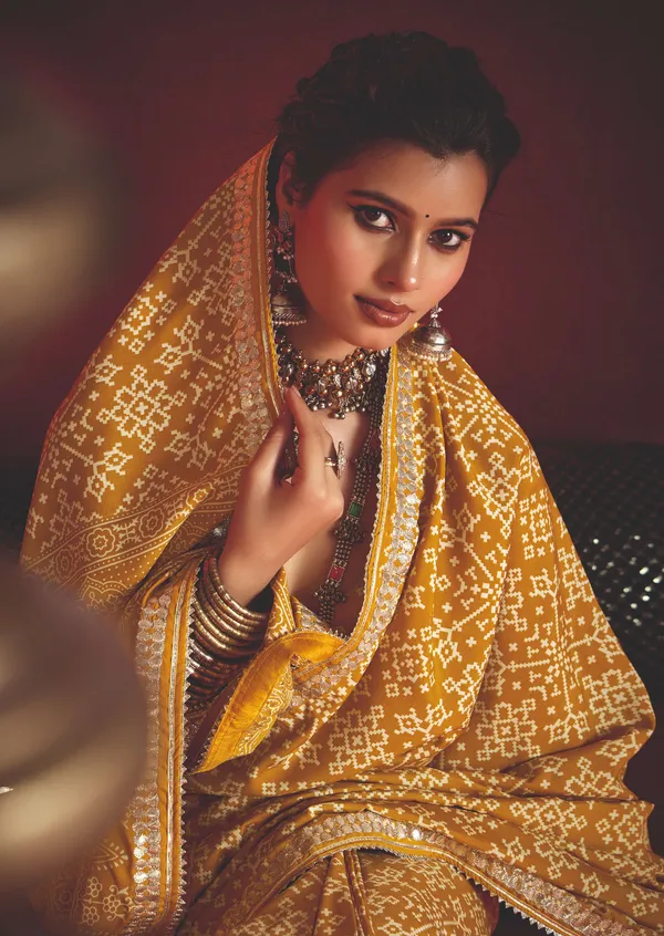 Mustard_Yellow_Velvet_Tussar_Silk_Bandhani_Zari_Border_Saree_For_Women