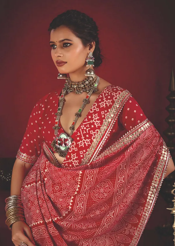Red_Velvet_Tussar_Silk_Bandhani_Embellished_Border_Saree_For_Women