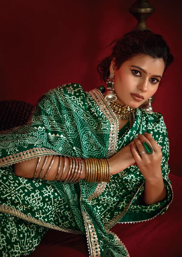 Green_Gold_Velvet_Tussar_Silk_Bandhani_Gotta_Patti_Saree_For_Women