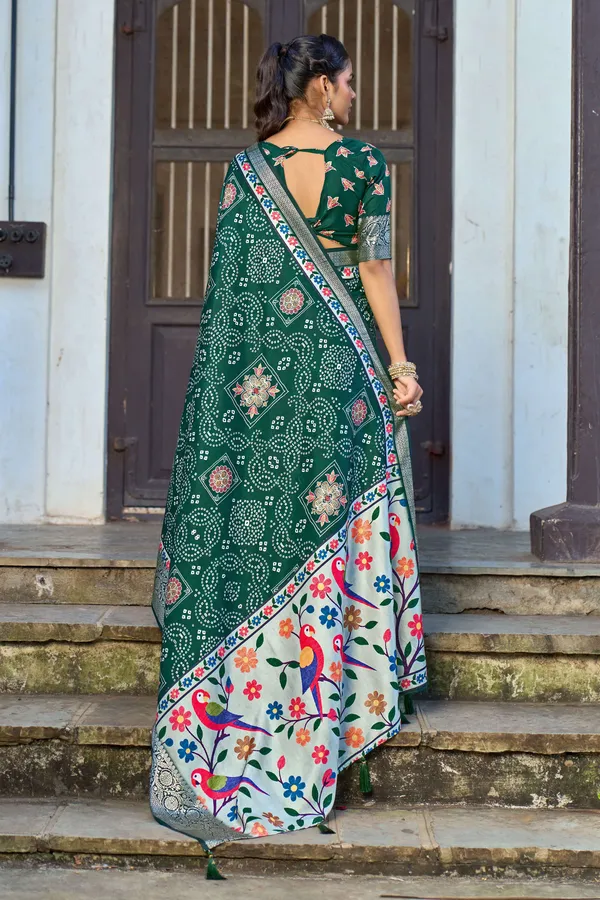 Green_Russian_Silk_Bandhani_Paithani_Border_Saree_For_Women