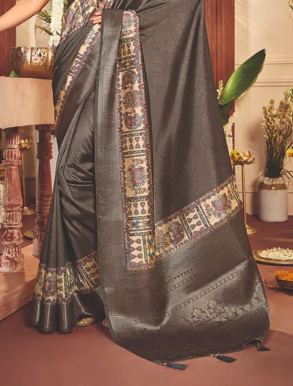 Grey_Pure_Tussar_Silk_Woven_Border_Pallu_Saree_For_Women