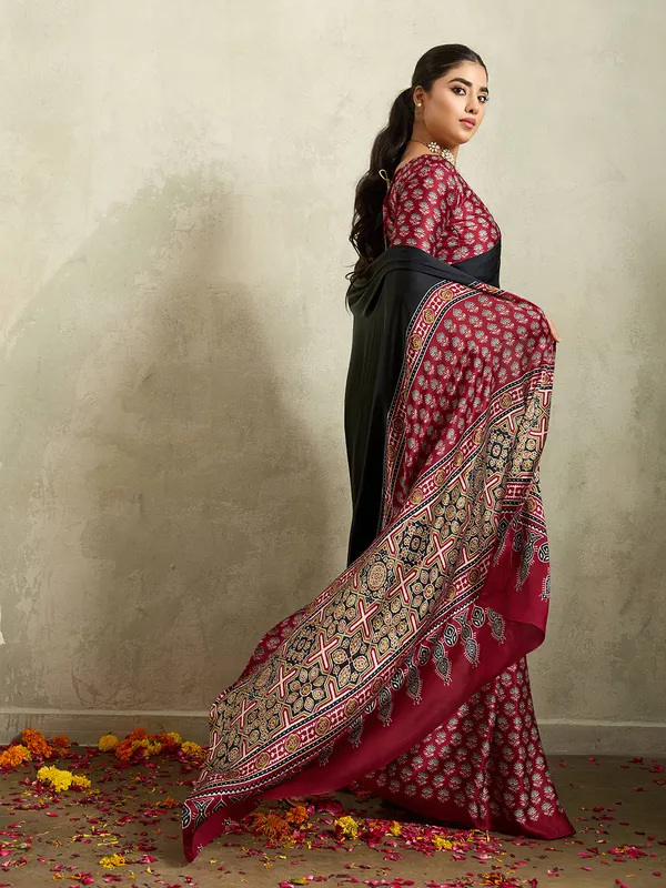 Black_Modal_Silk_Ajrak_Print_Saree_For_Women