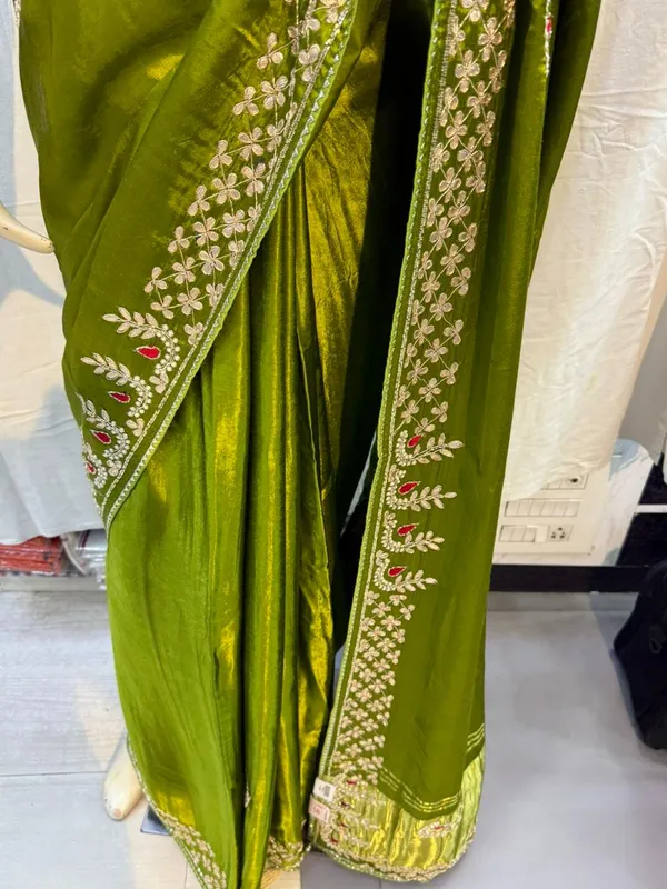 Olive_Green_Pure_Gazi_Silk_Embroidered_Floral_Motif_Saree_For_Women