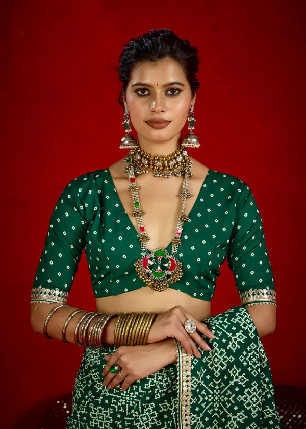 Green_Gold_Velvet_Tussar_Silk_Bandhani_Gotta_Patti_Saree_For_Women