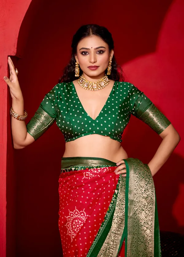 Red_Green_Dola_Jacquard_Patola_Bandhej_Golden_Border_Saree_For_Women
