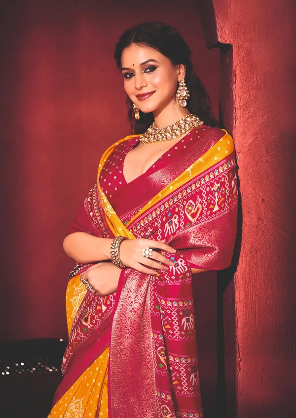 Yellow_Pink_Dola_Jacquard_Patola_Bandhej_Saree_For_Women