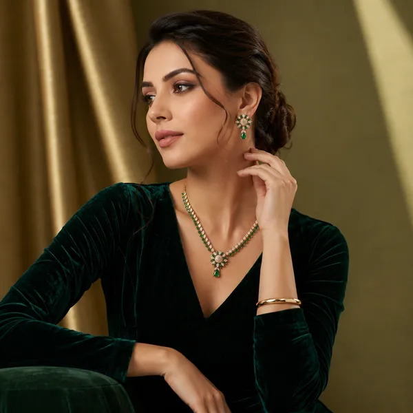 Green_American_Diamond_Floral_Pendant_Necklace_Set_For_Women