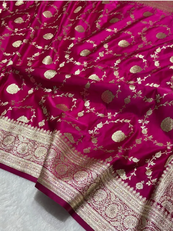 Pure_Katan_Banarasi_Red_Bidai_Saree_-_Magenta