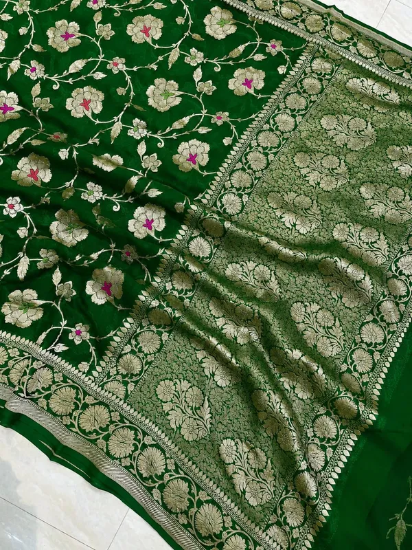 Banarasi_Georgete_Flower_Jaal_Buta_Saree_-_Panna_Green