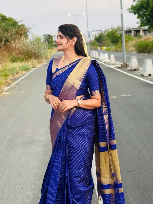 Semi_Katan_With_Katan_Gold_Zari_Saree_pooja_hegde__-_Royal_Blue