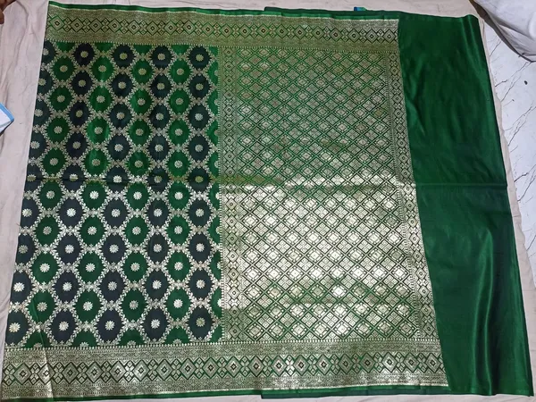 Pure_Katan_Rangkat_Banarasi_Green_Saree