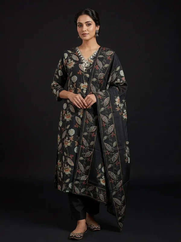 Black_Silk_Floral_Print_Kurta_Set_With_Dupatta_For_Women