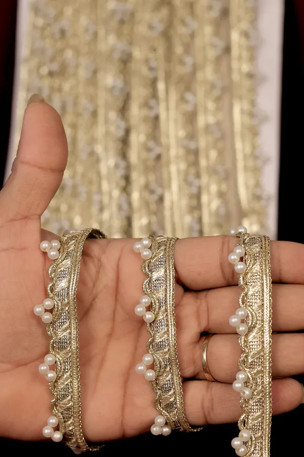 Golden_Beaded_Trim_Lace_with_Pearls_for_Craft_and_Embellishment