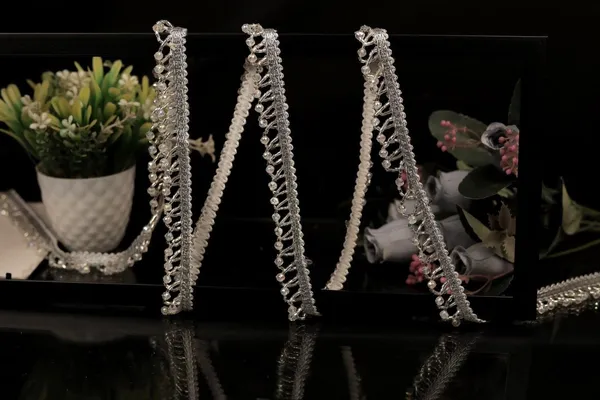 Silver_Crystal_Embellished_Decorative_Trim