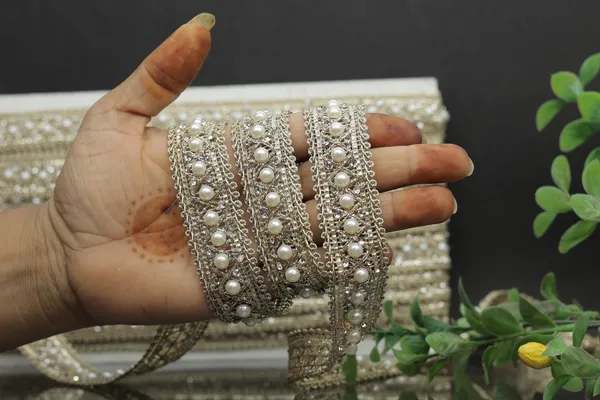 Silver_Pearl_Embellished_Decorative_Lace_Trim