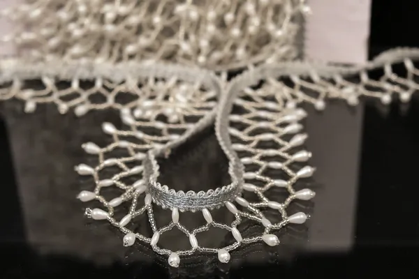 Silver_Diamond_Net_Pattern_Pearl_Drop_Headband