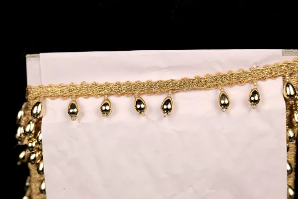 Silver_Metal_Beaded_Decorative_Bracelet