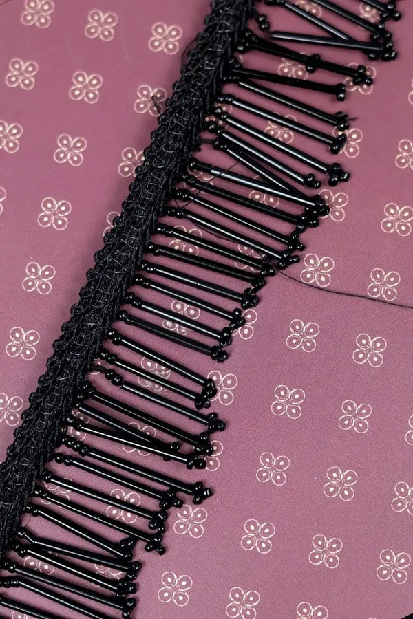 Black_Beaded_Fringe_Trim_For_Garments_And_Home_Decor