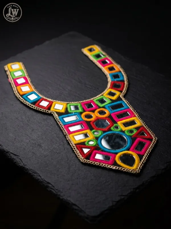 NECK-12_MULTY_BLACK_MIRROR_WORK_NECK